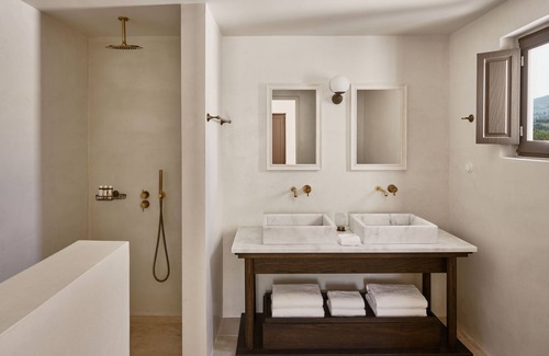 Naousa Hotel | Parilio a Member of Design Hotels