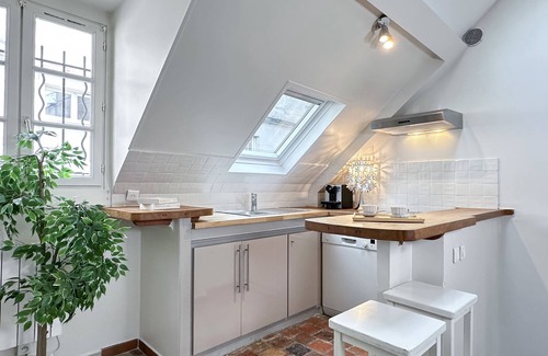 6th Arrondissement Apartment | Paris 6th area Unique Duplex in Saint-Germain