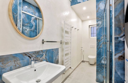 Ses Salines Bed & Breakfast | Paris Art 1 - 2 Chambres Ascenseur