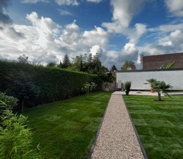 Hilden Apartment | Paris bei Düsseldorf