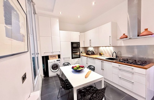 Arts-et-Metiers Apartment | Paris Lyrique, 3 bedrooms/2 bathrooms, 8 people, 130 m²