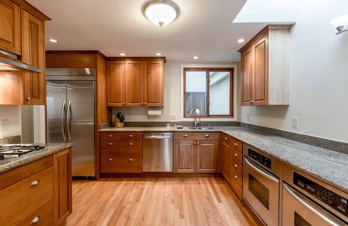 Pacific Heights Condo | Parisian Living in Pacific Heights, Newly Renovated with Classic Charms