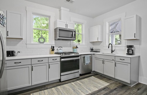 North Charleston House | Park Circle's Blue Ranch -Charleston-