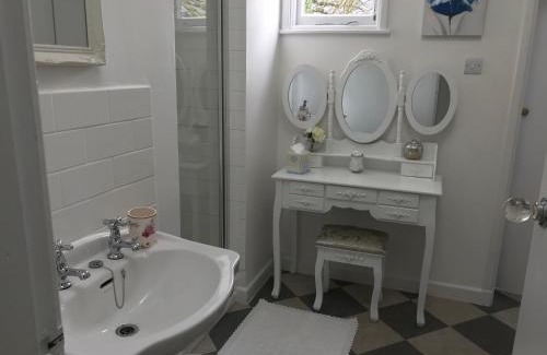 Trelil Bed & Breakfast | Park Farmhouse Bed and Breakfast