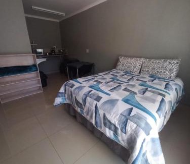 Piet Retief House | Park guesthouse