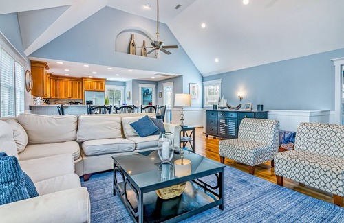 Cape Fear Station House | Park Place: On The Commons Park in Cape Fear Station, Walk to East Beach
