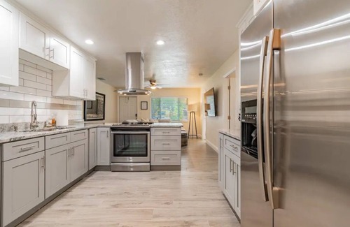 Jungle Terrace House | Park, Pool & Recreation Center Across the Street and 9 Mins to Beaches.