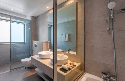 Dubai Resort | Park Regis by Prince Dubai Islands