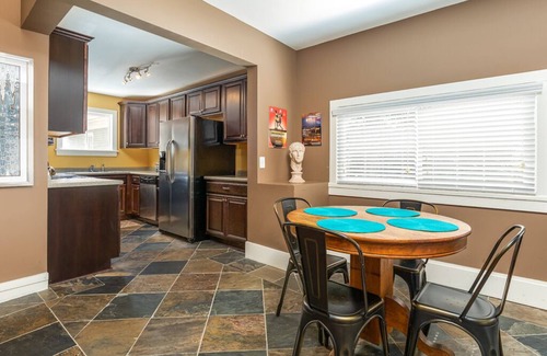 Historic Downtown Savannah Condo | Park View B | Historic Home, Across From Forsyth Park