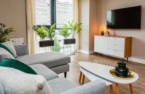 Hull Old Town Apartment | Park view Executive 2 Bedroom Apartment
