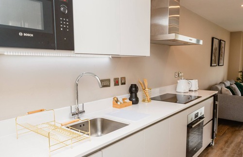 Hull Old Town Apartment | Park view Executive 2 Bedroom Apartment