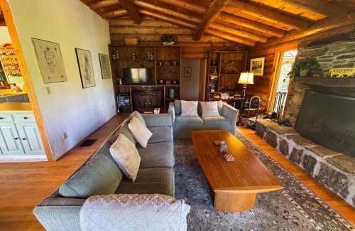Weston House | Parker Lane Cabin