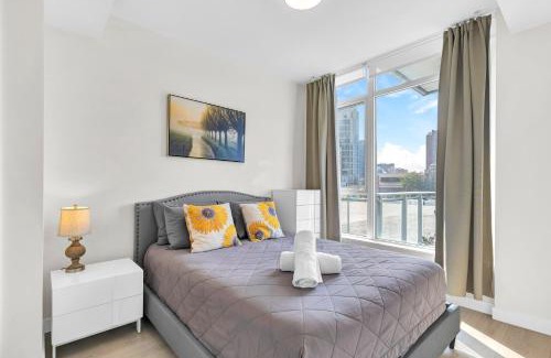 Bow Riverfront Apartment | Parkside at Waterfront in Downtown Calgary