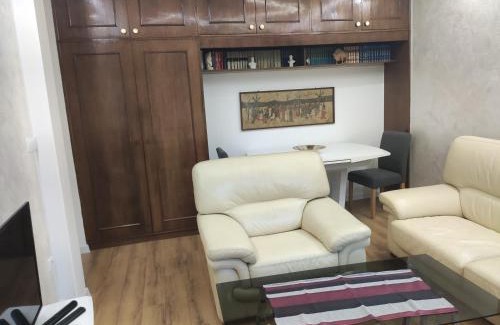 Banovo brdo Apartment | Parkside retreat