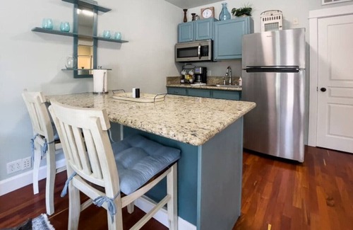 Jacksonville Apartment | Parkside Suite: Come explore!