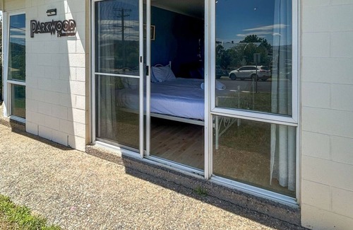 Jindabyne Apartment | Parkwood 3 - Centrally located, cosy weekender