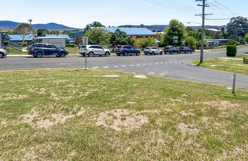 Jindabyne Apartment | Parkwood 3 - Centrally located, cosy weekender