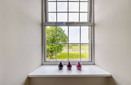 Dyffryn Ardudwy House | Parlwr Mawr - Three Bedroom House, Sleeps 5