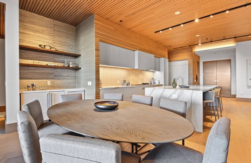 Empire Pass Condo | PARQ 1 AT EMPIRE PASS TALISKER CLUB ACCESS SKI IN/OUT POOL SPA DINING SKI VALET