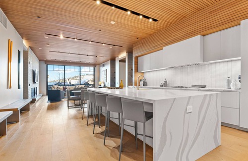 Empire Pass Condo | PARQ 1 AT EMPIRE PASS TALISKER CLUB ACCESS SKI IN/OUT POOL SPA DINING SKI VALET