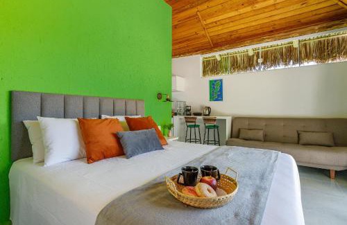 Vargem Pequena House | Parrot Cabin - Heated Pool & Gourmet Area