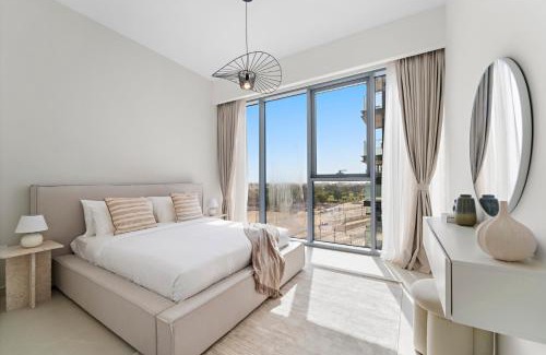 Al Safa Apartment | Partial Canal View 2BR plus Maid close to Safa Park