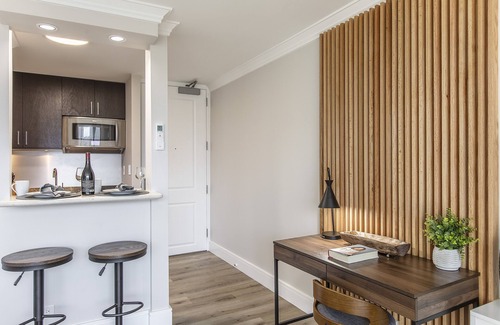 Waikiki Condo | Partial Ocean King Studio with Kitchenette, AC, and Free WIFI!