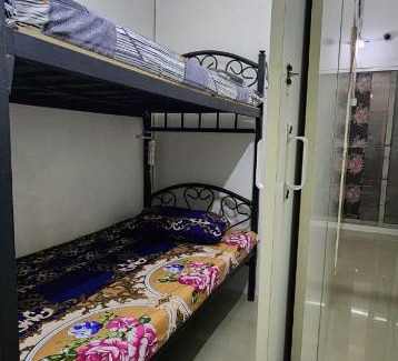 Deira House | Partition Men bed space 2