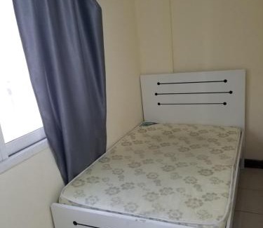 Al Muraqqabat Apartment | Partition Rooms in Hotel Apartment