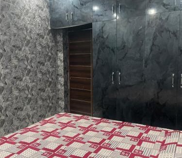 Kharar Hotel | Parveen Guest House