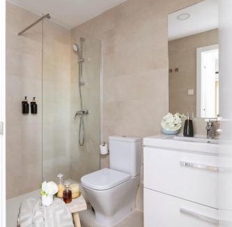 Palma-Palmilla Apartment | Paseo Martiricos -1Bed-15-floor