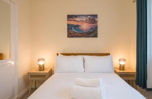 Shrewsbury House | Pass the Keys 3 bedroom detached homesleeps 5 in Shrewsbury
