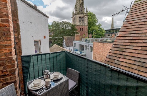 Shrewsbury Apartment | Pass the Keys | 40C 2 bed Celosia Beautiful Town Centre Apartment