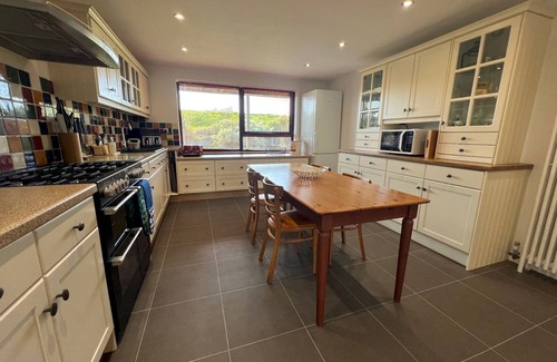 Hastings House | Pass the Keys | Beachfront Bliss at Laughing Water