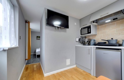 Cambridge House | Pass the Keys | Beautiful Self Contained Garden Annex