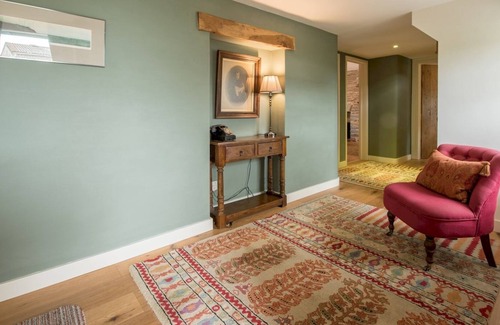 Boncath House | Pass the Keys | Beautiful farmhouse - Sleeps 6 - Nr Cardigan