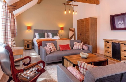 Broseley Apartment | Pass the Keys | Clenchacre Mews at The Iron House