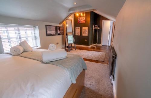 Wilford House | Pass the Keys Cozy 3-Bed Home with Garden Perfect for Relaxing Getaways