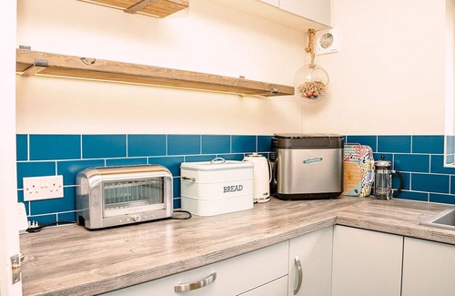 Lydd-on-Sea House | Pass the Keys | Dungeness Drift - By the Beach!