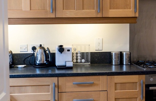 Shrewsbury House | Pass the Keys | Elegant Georgian townhouse - fantastic location