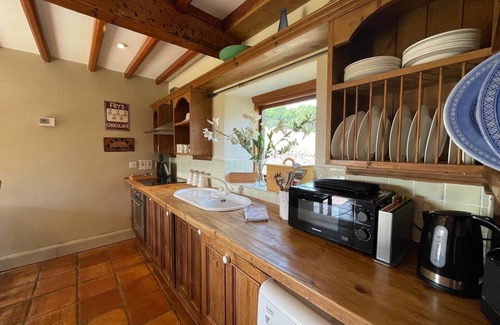 Longnor House | Pass the Keys | Exceptional Location Barn Conversion for 6 & Pets