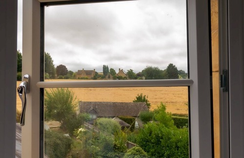 Chipping Campden House | Pass the Keys | Stunning 17th century 3 bedroom cottage