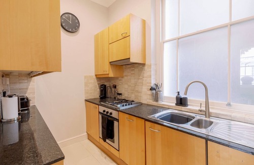 Pimlico Apartment | Pass the Keys | Lovely 2-bedroom flat in Pimlico w/outdoor patio