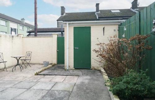 Holywood House | Pass the Keys Lovely Home in Holywood Lots Nearby Seaside
