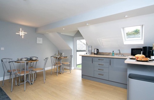 Llanddona Apartment | Pass the Keys | Modern en-suite room in country Pub/Restaurant (4)