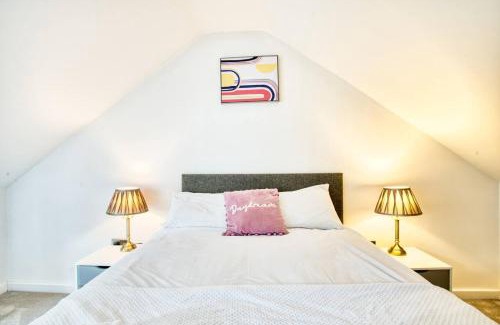 Lincoln House | Pass the Keys Motherby 4 · Town House in Central Lincoln