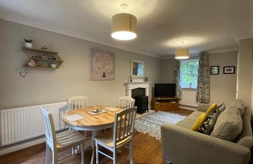 Jackfield House | Pass the Keys Peaceful riverside gem Shropshire Ironbridge Gorge