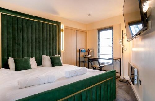 Nottingham Apartment | Pass the Keys Serenity Cottage A Cosy Retreat in Nottingham