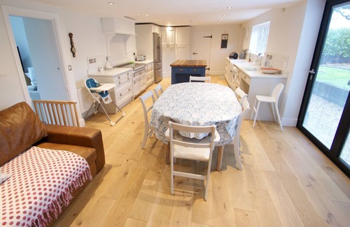 Clyst Saint George House | Pass the Keys | Spacious modern house East of Exeter