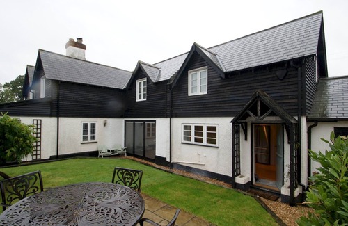 Clyst Saint George House | Pass the Keys | Spacious modern house East of Exeter
